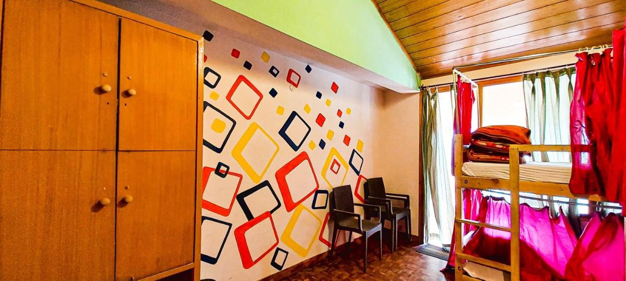 Hostel La Vaca India Manali Exteriér fotografie