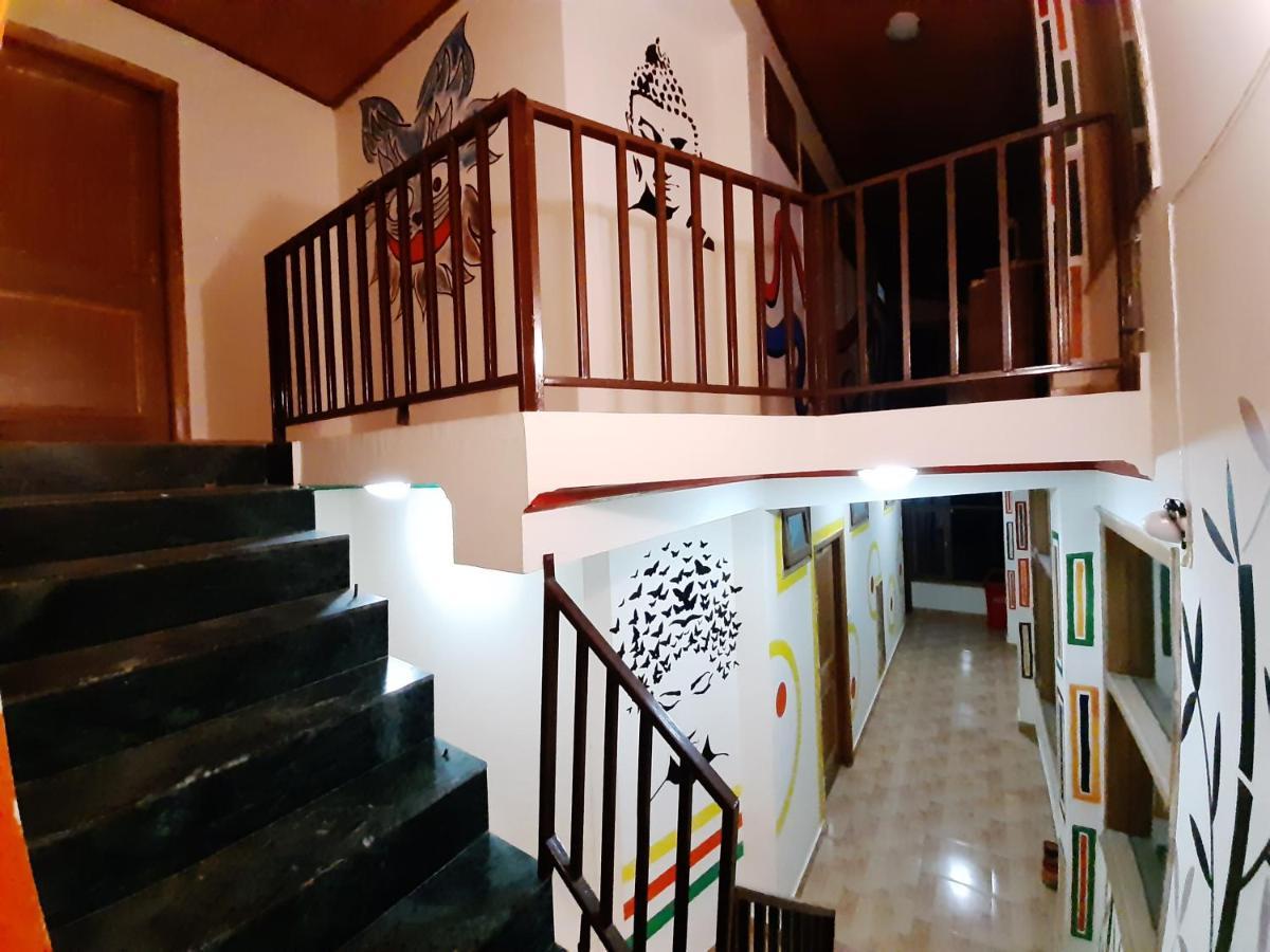 Hostel La Vaca India Manali Exteriér fotografie