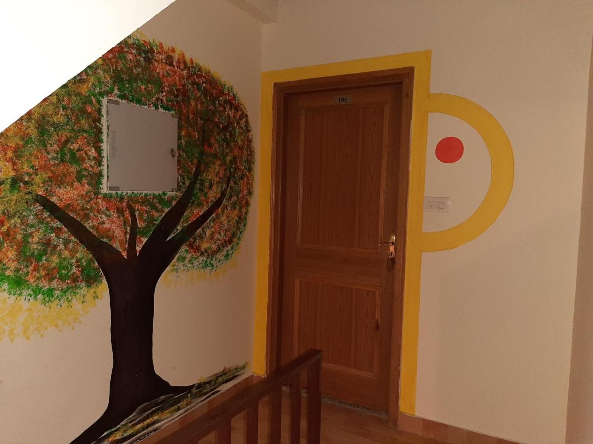 Hostel La Vaca India Manali Exteriér fotografie